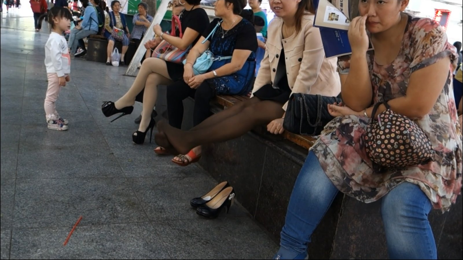 streetsnapshoep[00 00 45][20181210 204803 1]